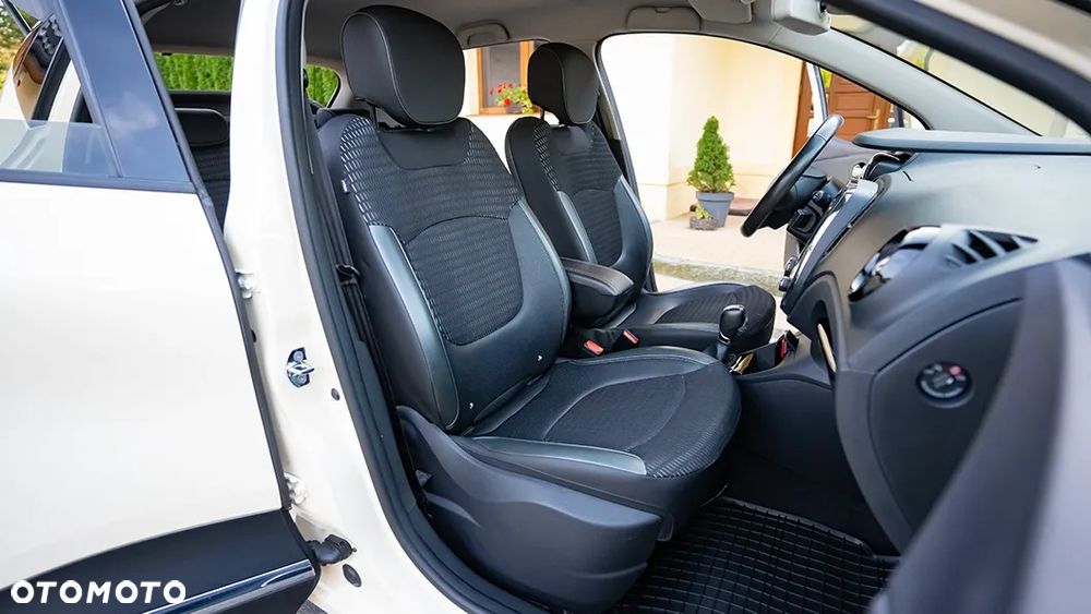 Renault Captur 1.2 Energy TCe Intens EDC EU6 - 29