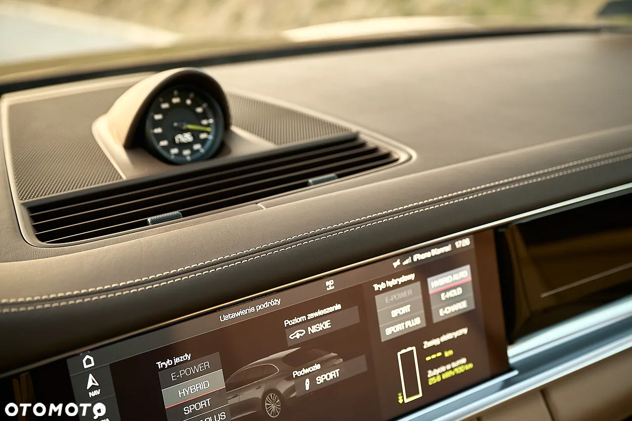 Porsche Panamera - 27