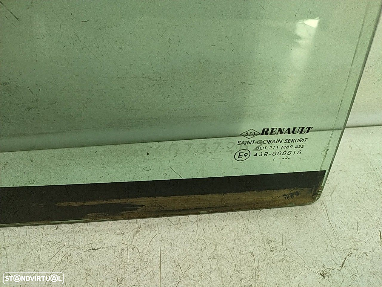Vidro Pequeno Porta Tras Direito Renault Megane Iii Grandtour (Kz0/1) - 4