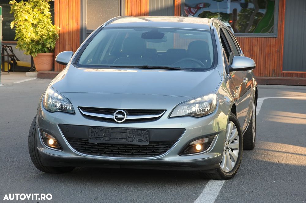 Opel Astra 1.6 CDTI DPF ecoFLEX TourerStart/Stop Edition - 10