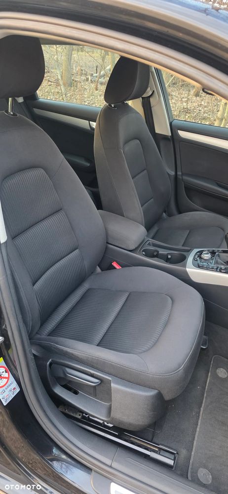 Audi A4 Avant 2.0 TDI - 27