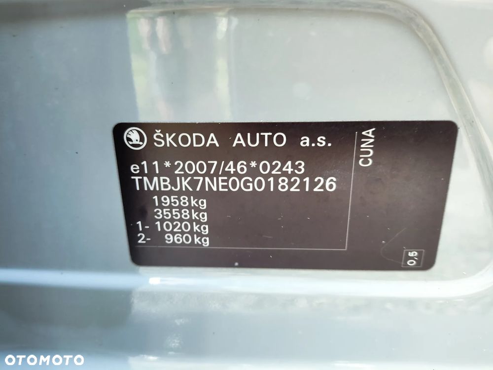 Skoda Octavia 2.0 TDI (Green tec) RS - 15