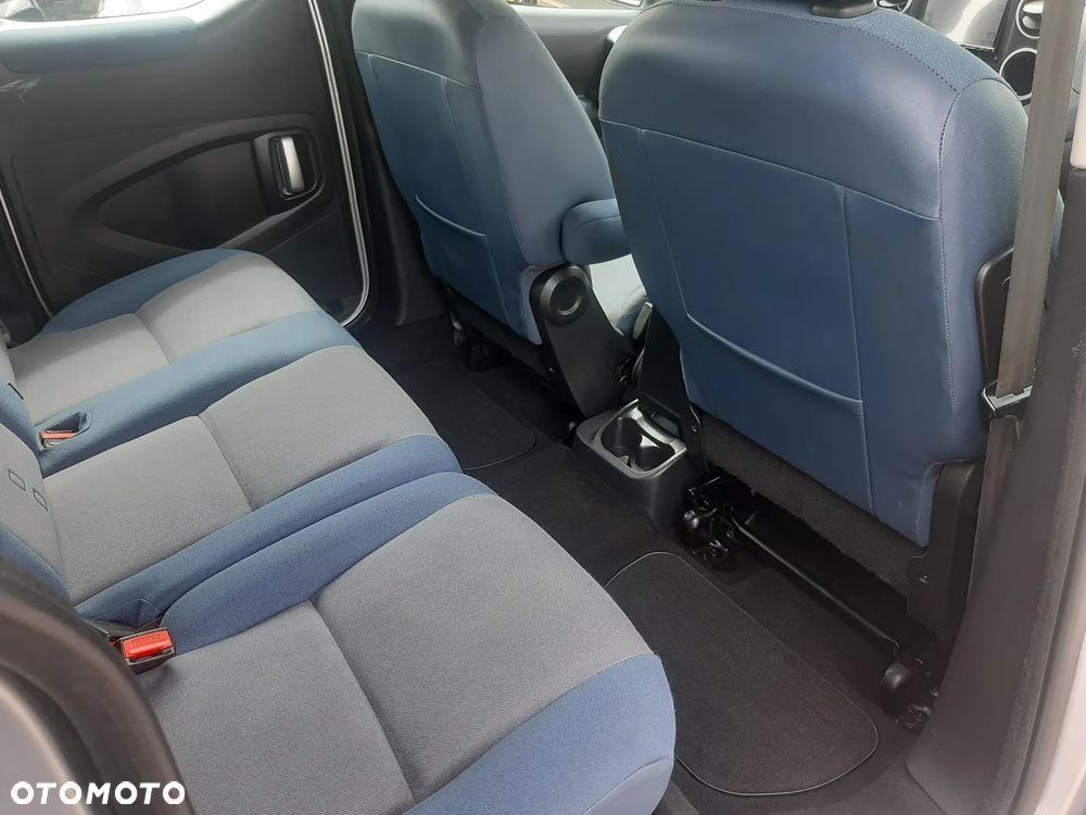 Citroën Berlingo e-HDi 90 FAP EGS6 Multispace Exclusive - 23