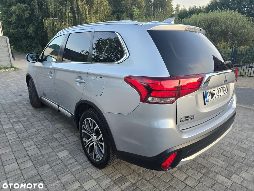 Mitsubishi Outlander 2.0 2WD CVT Edition - 4