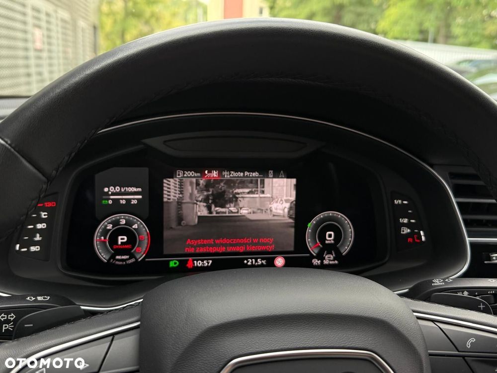 Audi Q8 - 40