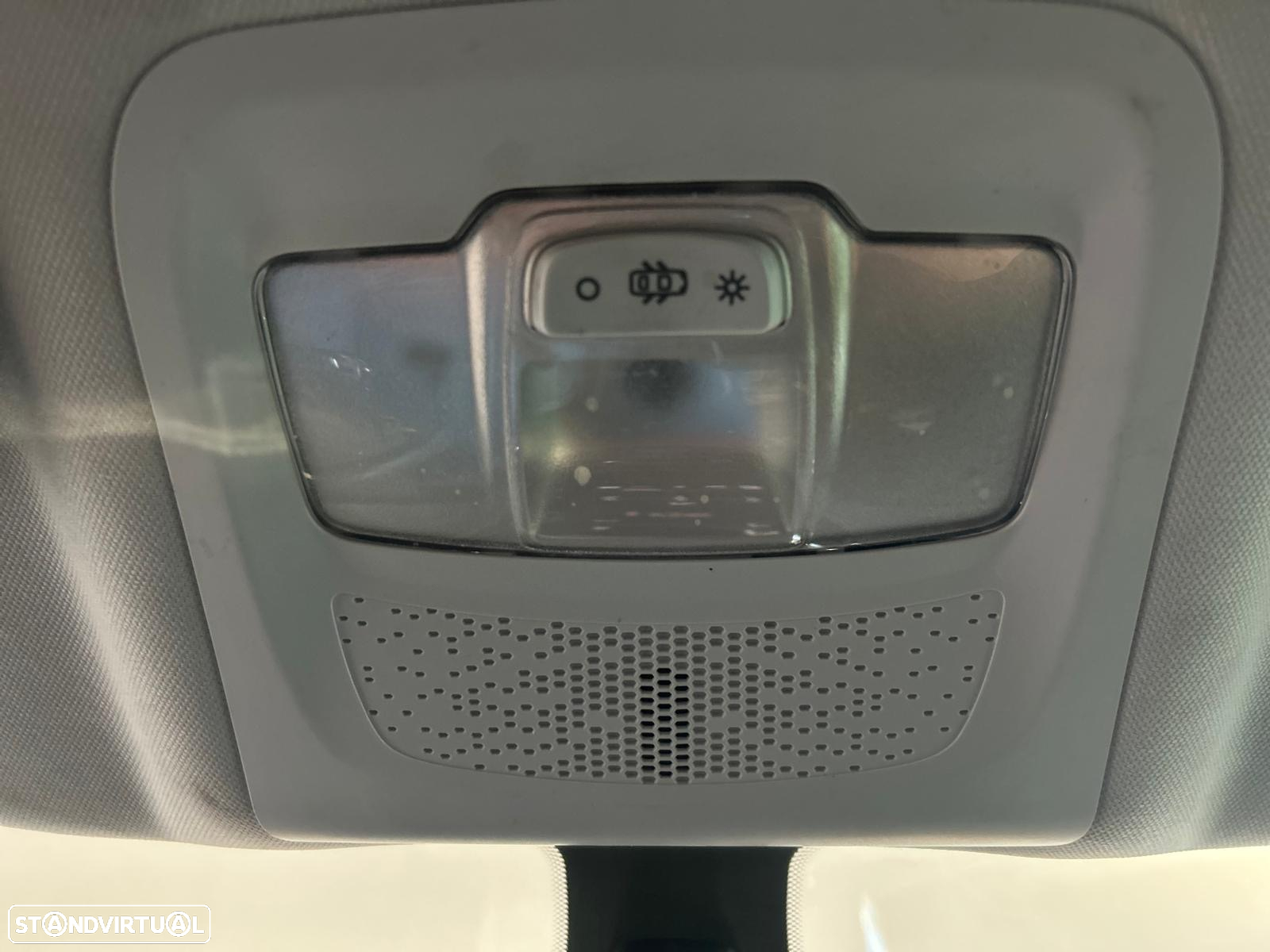 Peugeot 2008 1.5 BlueHDi Style - 40