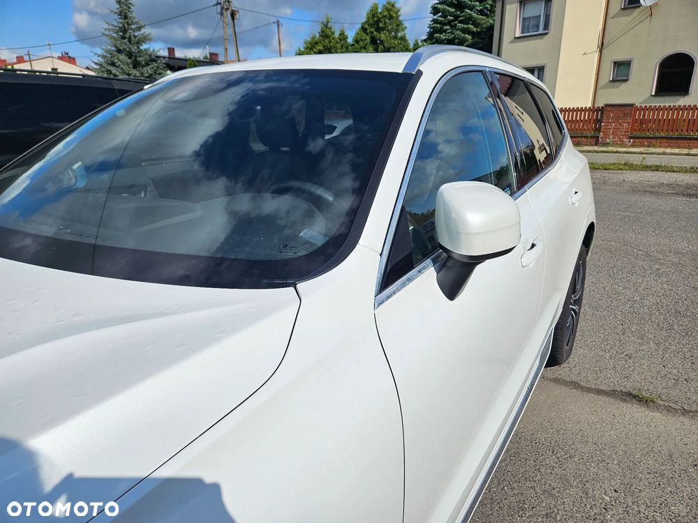 Volvo XC 60 D5 AWD Inscription - 4