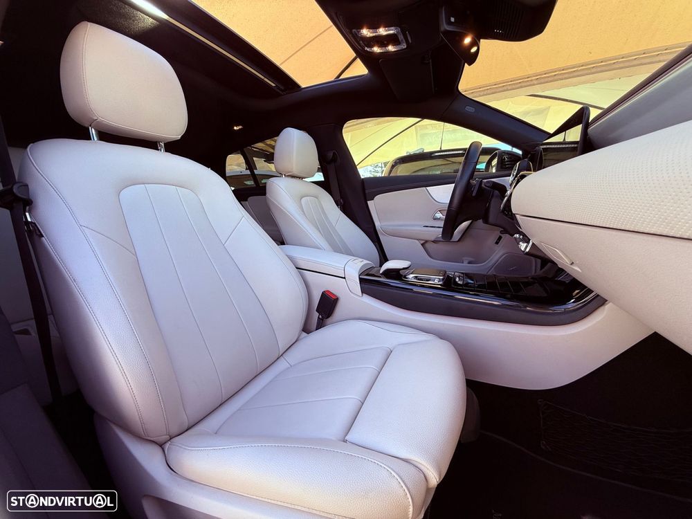 Mercedes-Benz CLA 180 7G-DCT Special Edition - 40