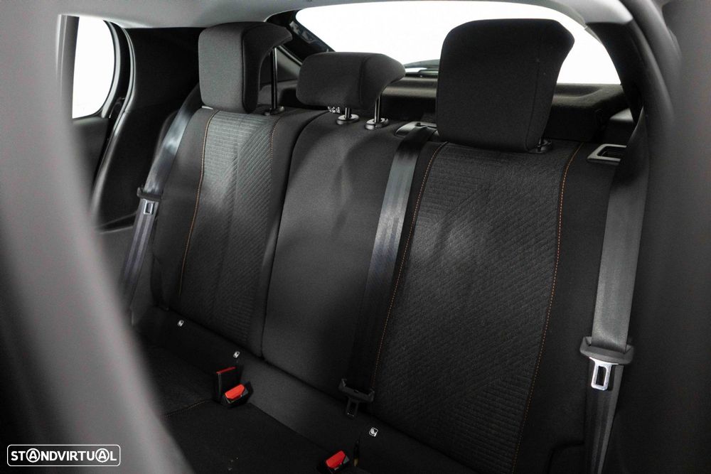 Peugeot 208 1.2 Hybrid Style e-DCS6 - 11