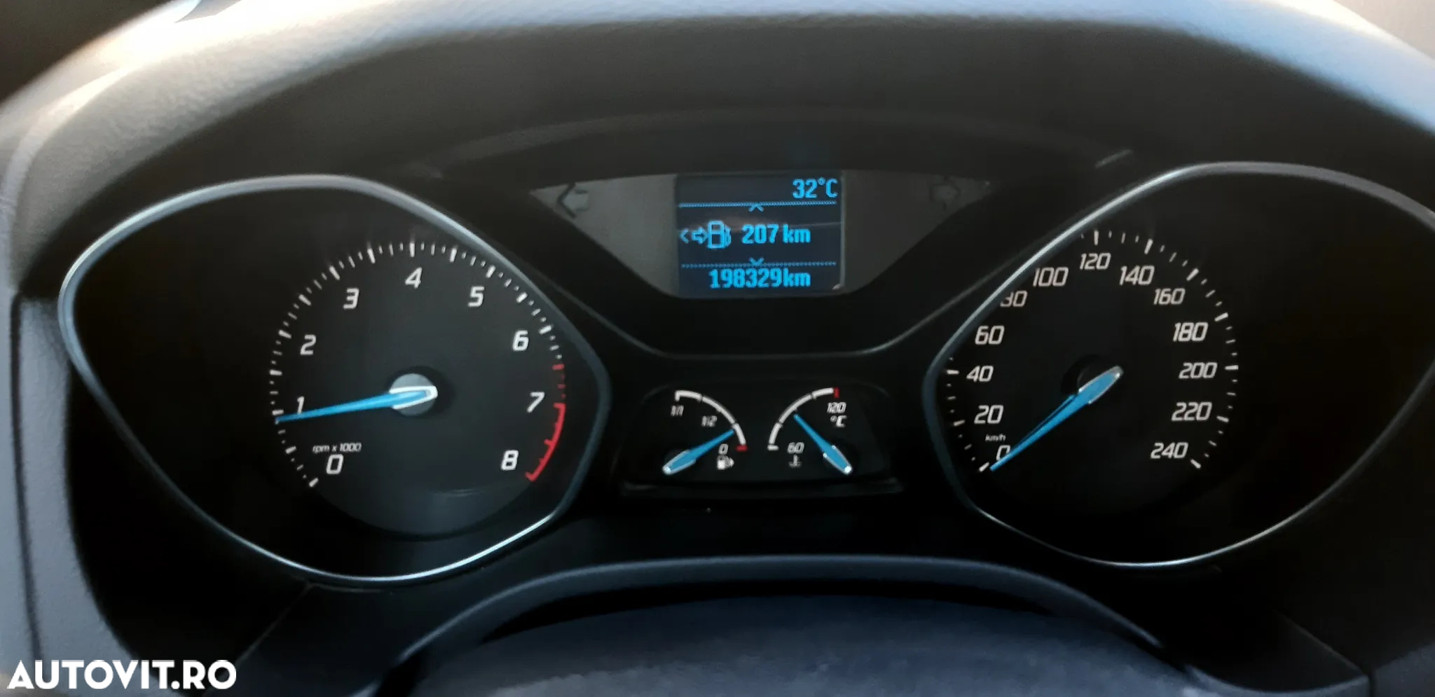 Ford Focus 1.6 Ti-VCT Sport - 6