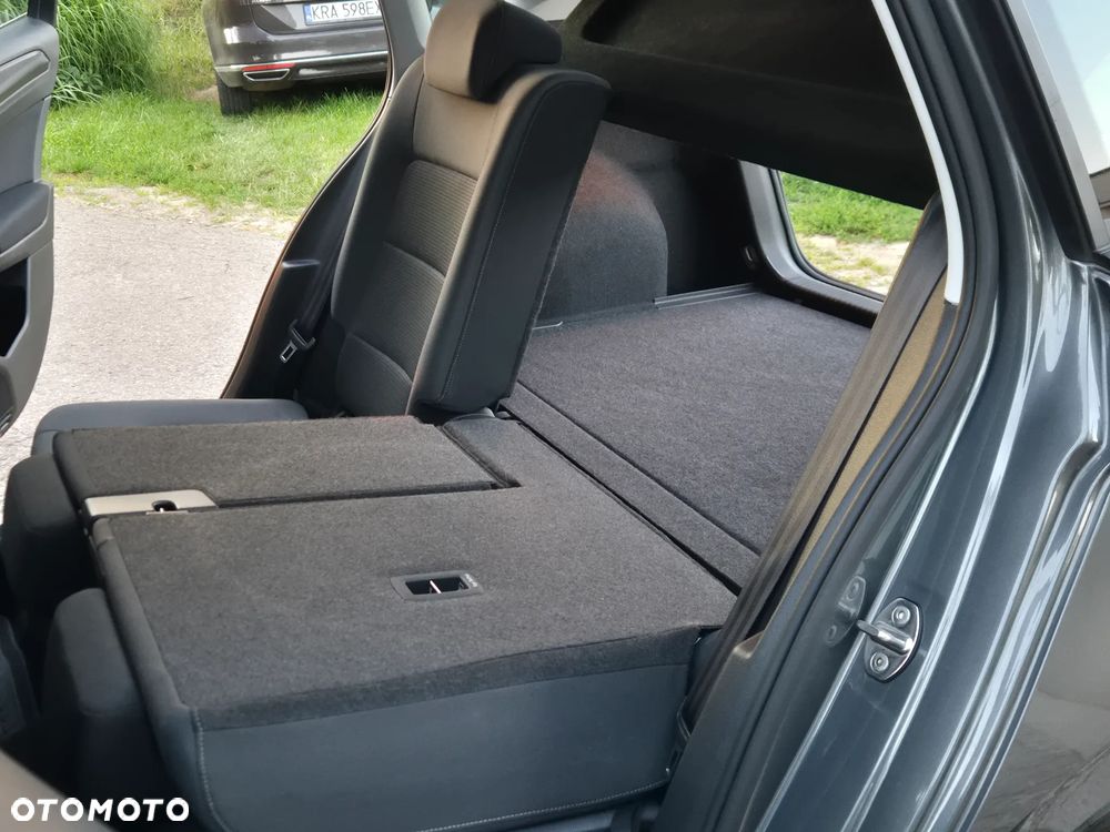 Volkswagen Golf Sportsvan 1.5 TSI ACT OPF Comfortline - 37