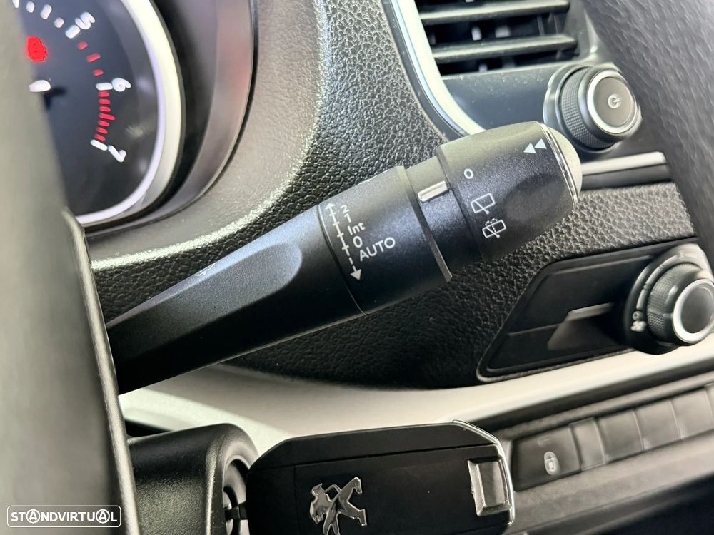 Peugeot Traveller 2.0 BlueHDi L1H1 Active Compact - 27