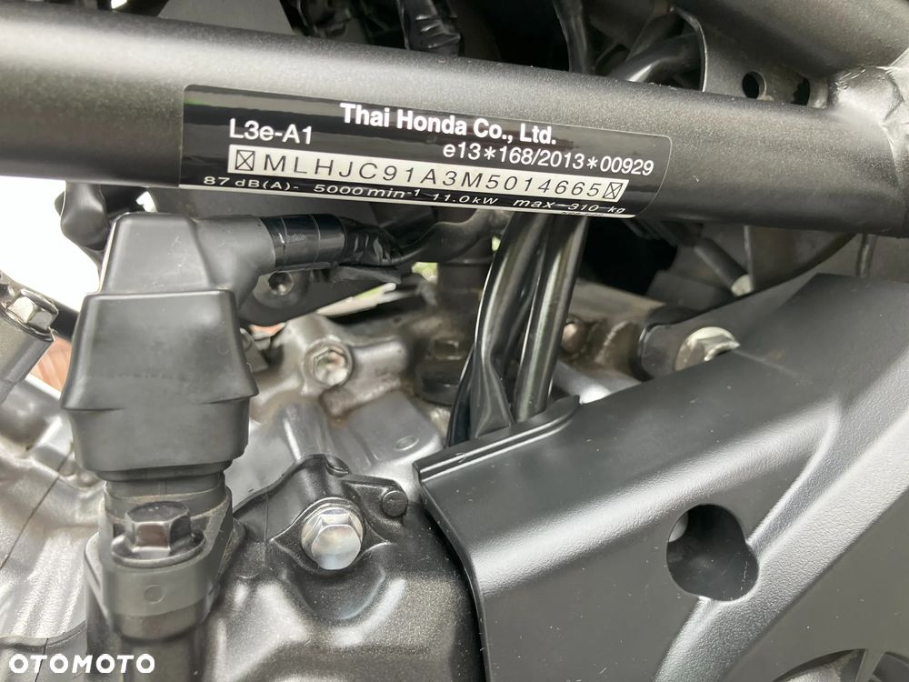 Honda CB - 21