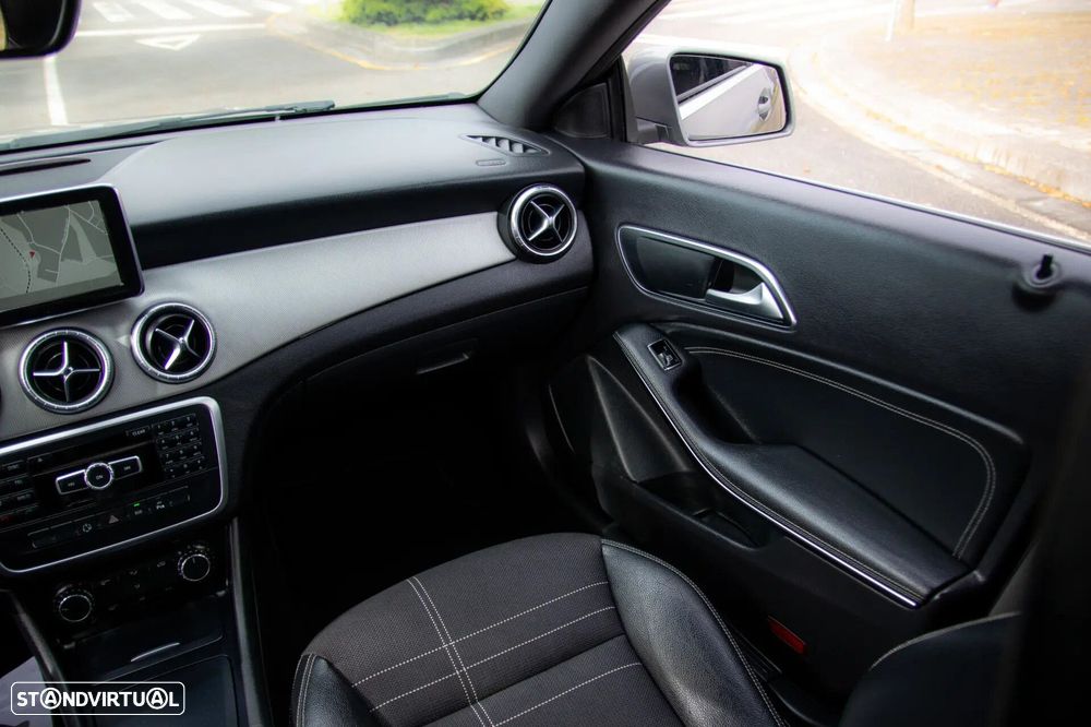 Mercedes-Benz CLA 220 CDI Urban Aut. - 51