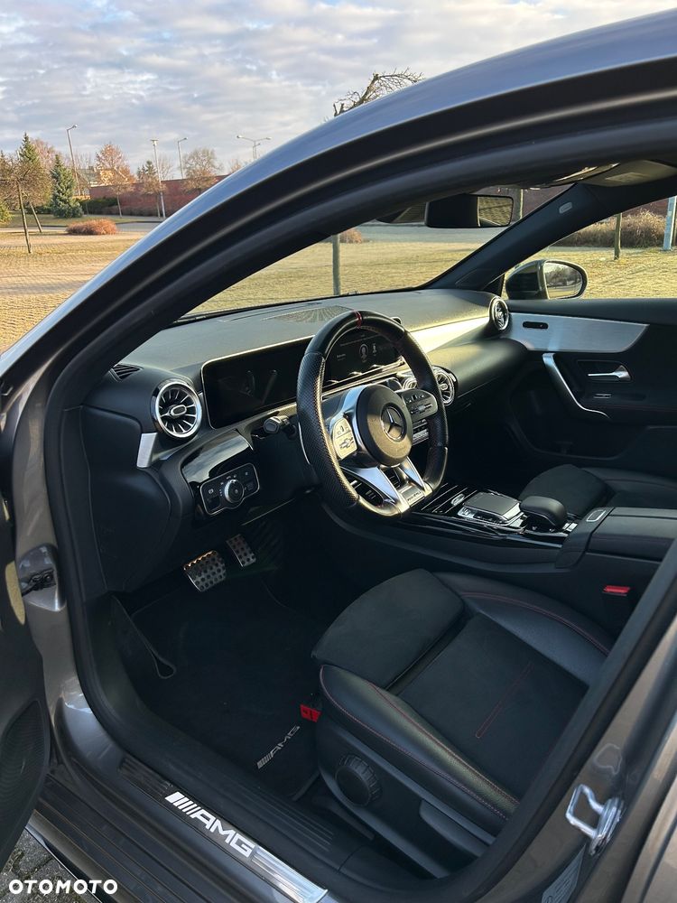 Mercedes-Benz Klasa A 35 AMG 4-Matic 7G-DCT - 25