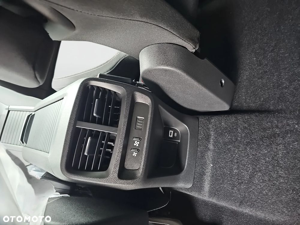 Peugeot Rifter MPV 1.5 BlueHDI Allure S&S N1 - 28