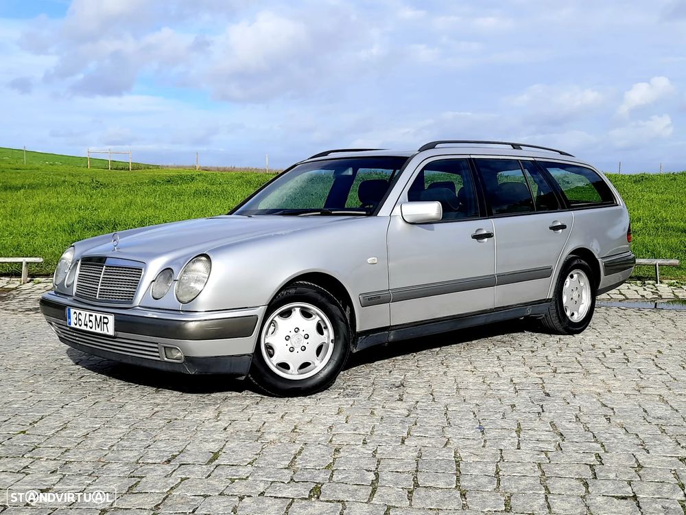 Mercedes-Benz E 220 CDI Elegance - 1