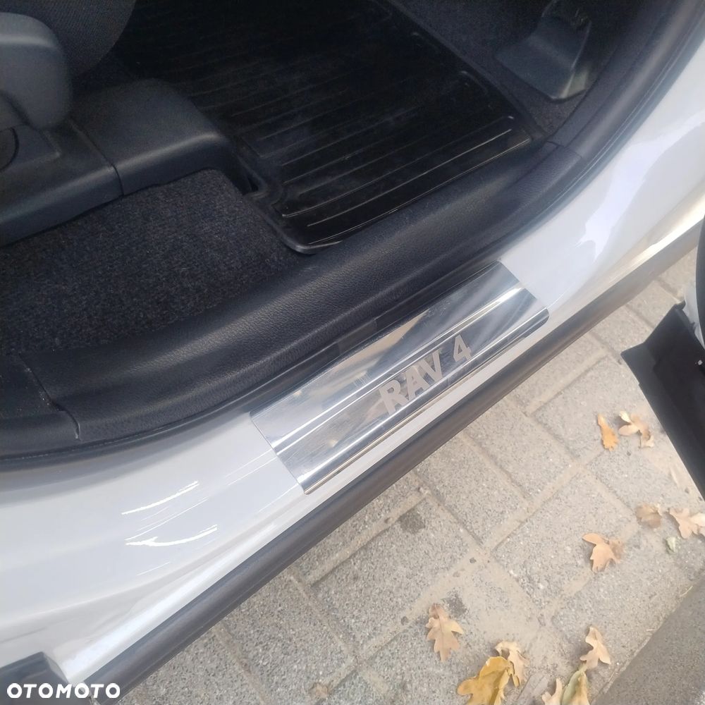 Toyota RAV4 2.0 Premium - 15