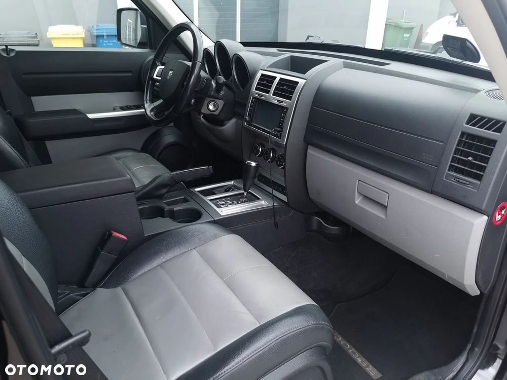 Dodge Nitro 2.8 CRD DPF Automatik SXT - 3