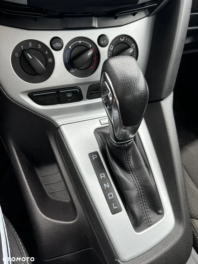 Ford Focus - 12