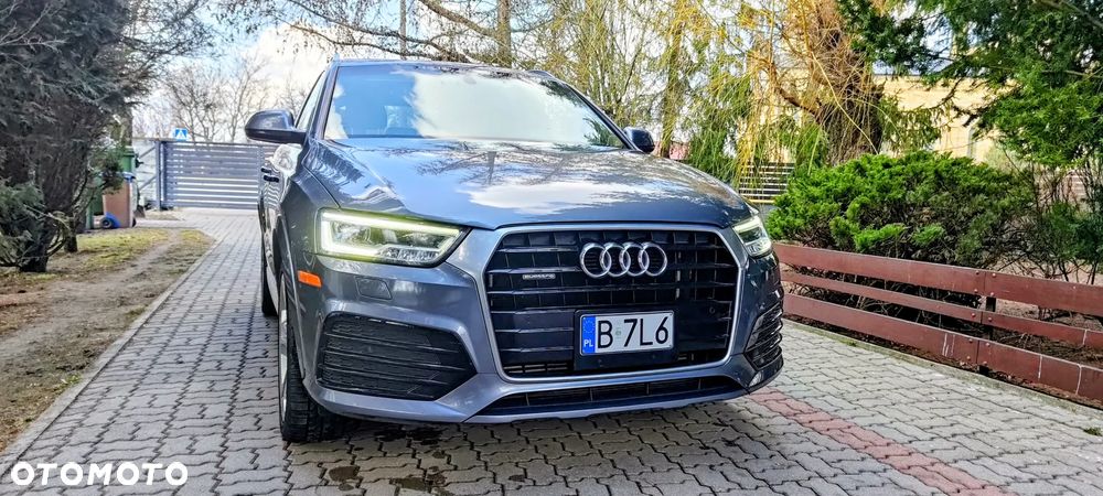 Audi Q3 2.0 TFSI Quattro S tronic design - 4