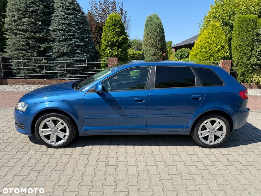 Audi A3 Sportback - 12