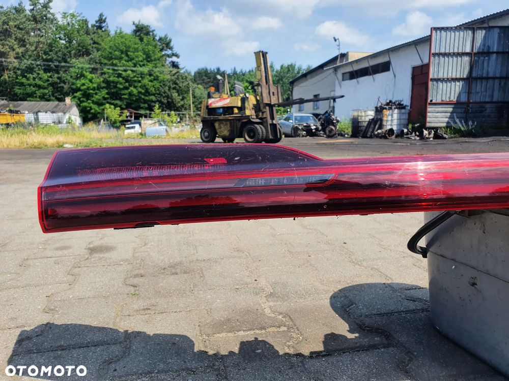 AUDI E-TRON LAMPA TYŁ LED 4KE945095B - 7