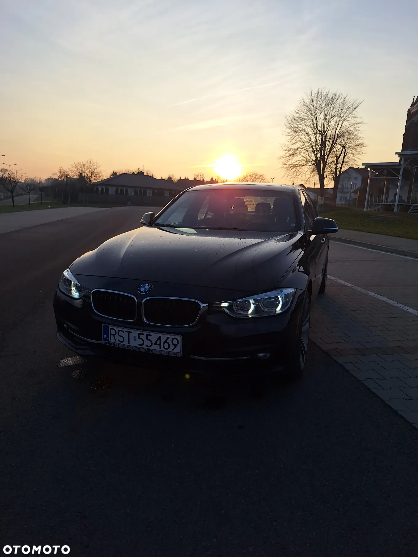 BMW Seria 3 330i xDrive Sport Line - 9