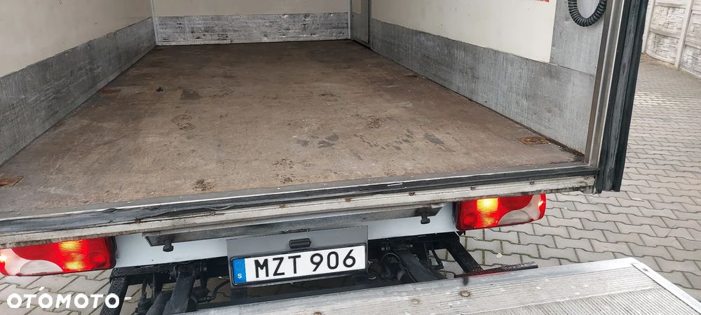 Mercedes-Benz SPRINTER - 30