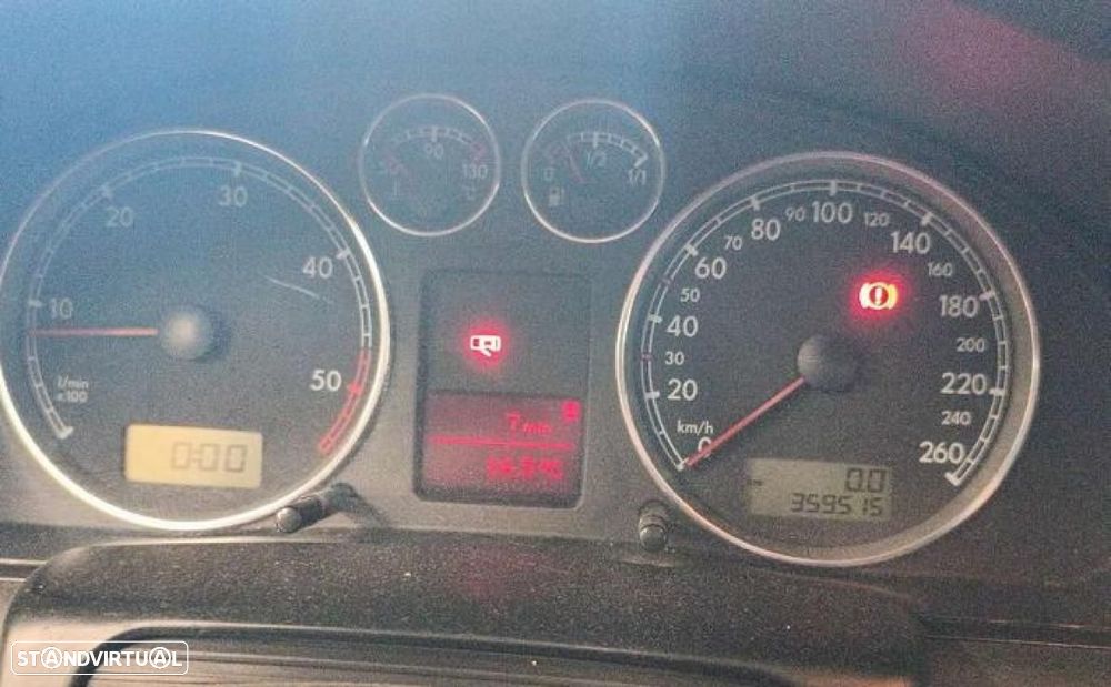 VW Passat Variant - 4