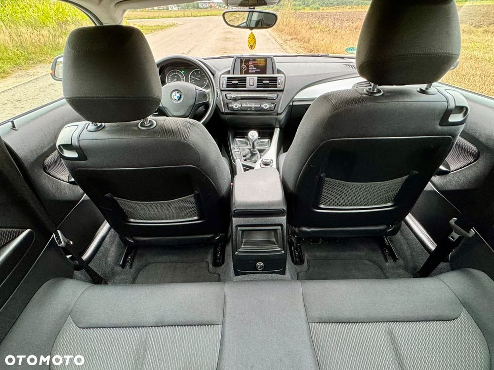 BMW Seria 1 116d - 21