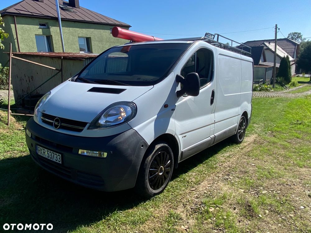 Opel Vivaro - 1