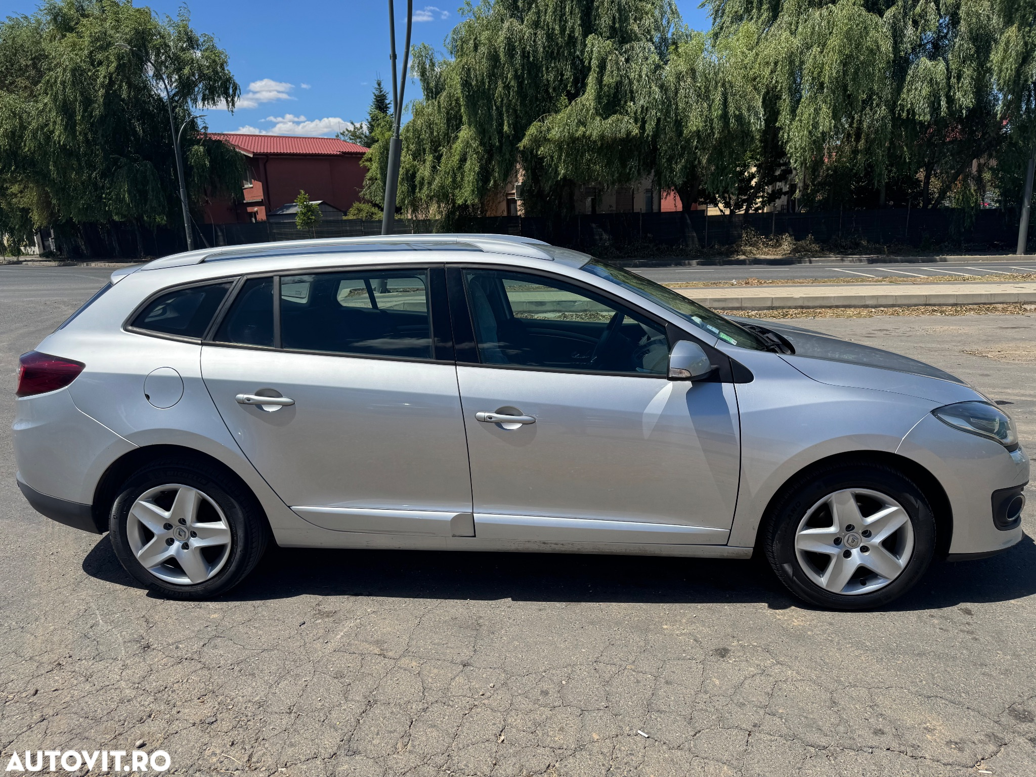 Renault Megane ENERGY dCi 110 BUSINESS - 4