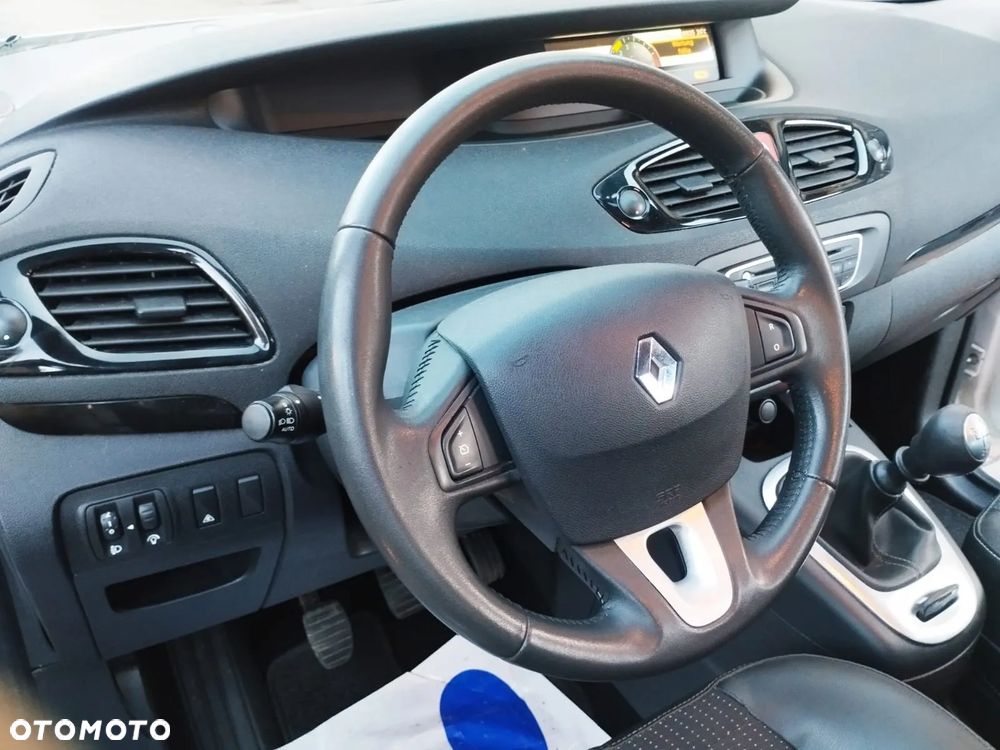 Renault Scenic TCe 130 Bose Edition - 22