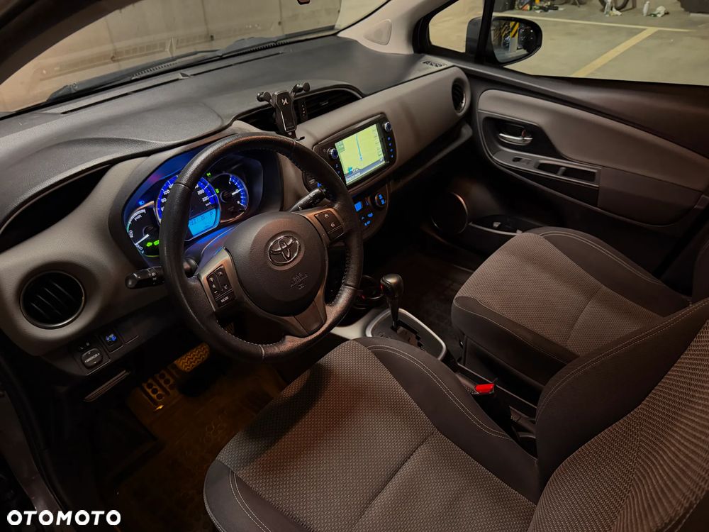 Toyota Yaris 1.5 VVT-i Comfort - 11