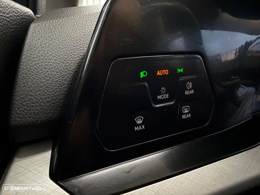 VW Golf 1.0 TSI Sportline - 24