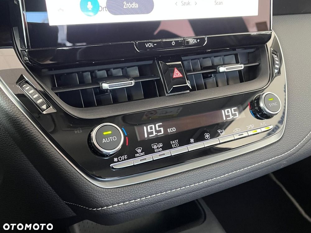 Toyota Corolla 1.8 Hybrid Comfort - 29