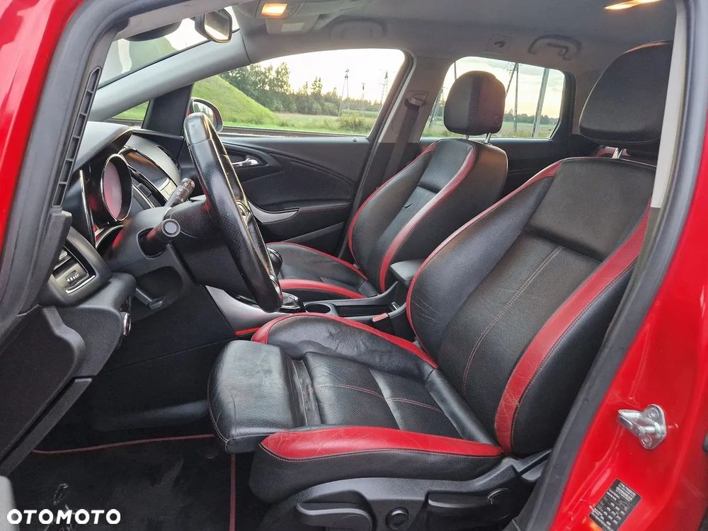 Opel Astra IV GTC 2.0 CDTI Bi-Turbo S&S - 21