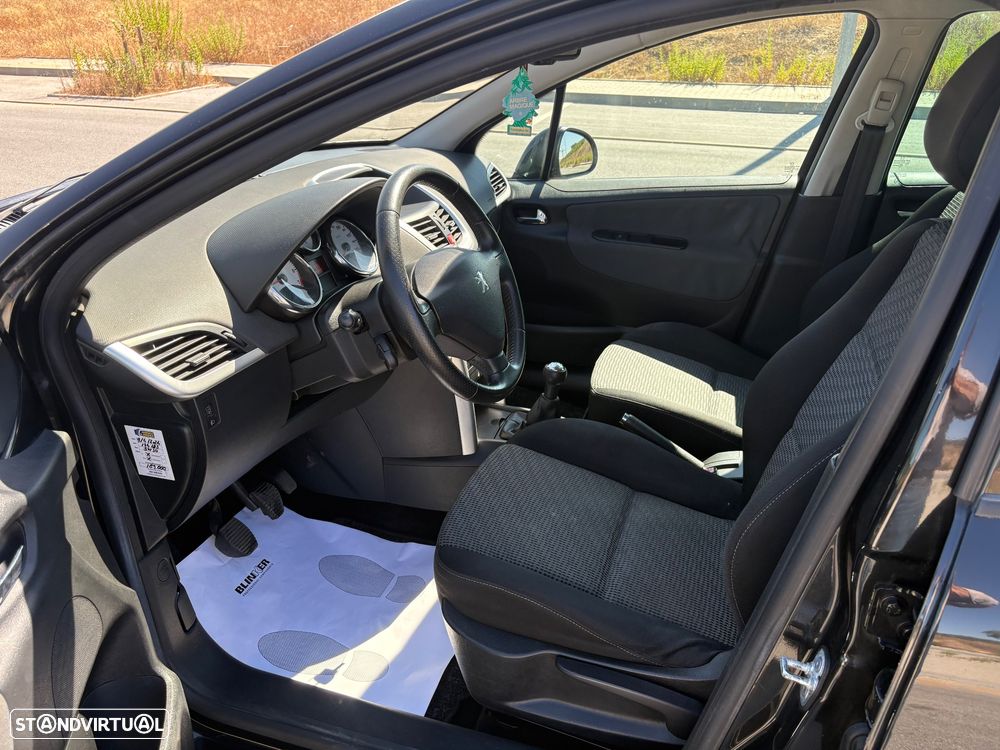 Peugeot 207 SW 1.4 Sport - 13