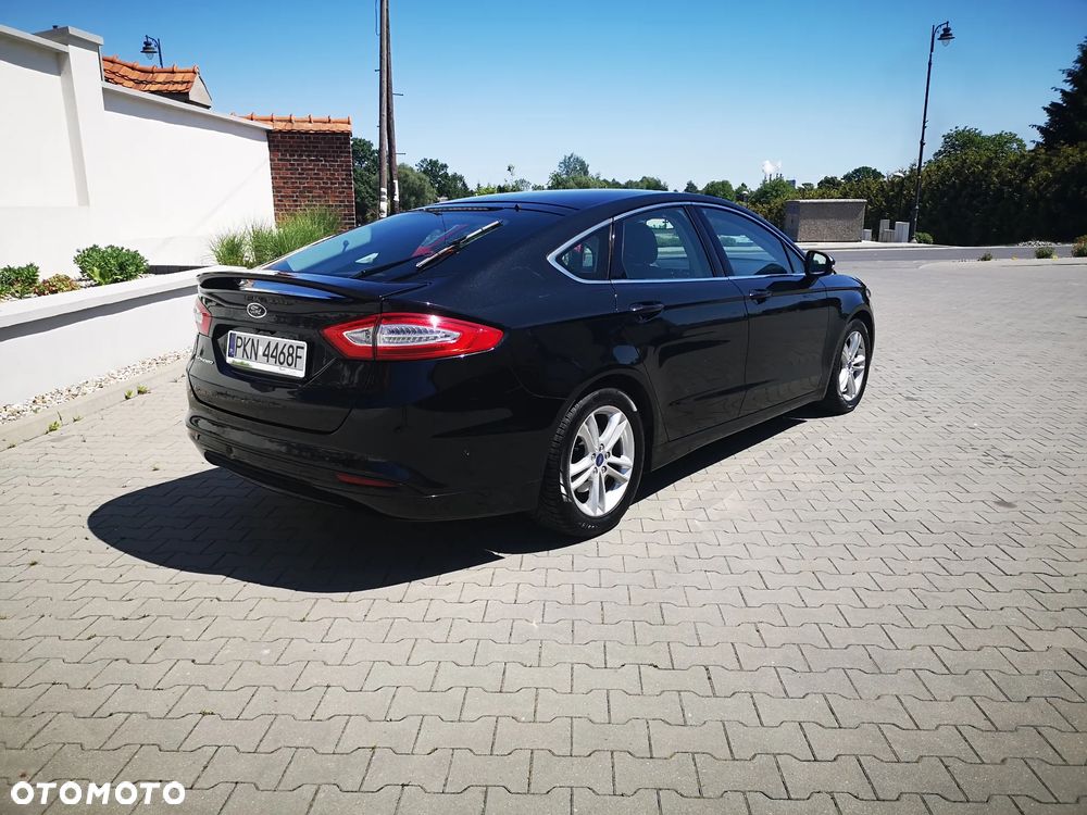 Ford Mondeo 2.0 TDCi STart-Stopp Titanium - 4
