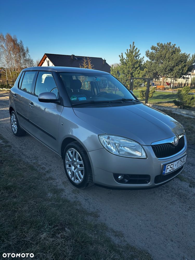 Skoda Fabia 1.2 HTP Ambition - 4