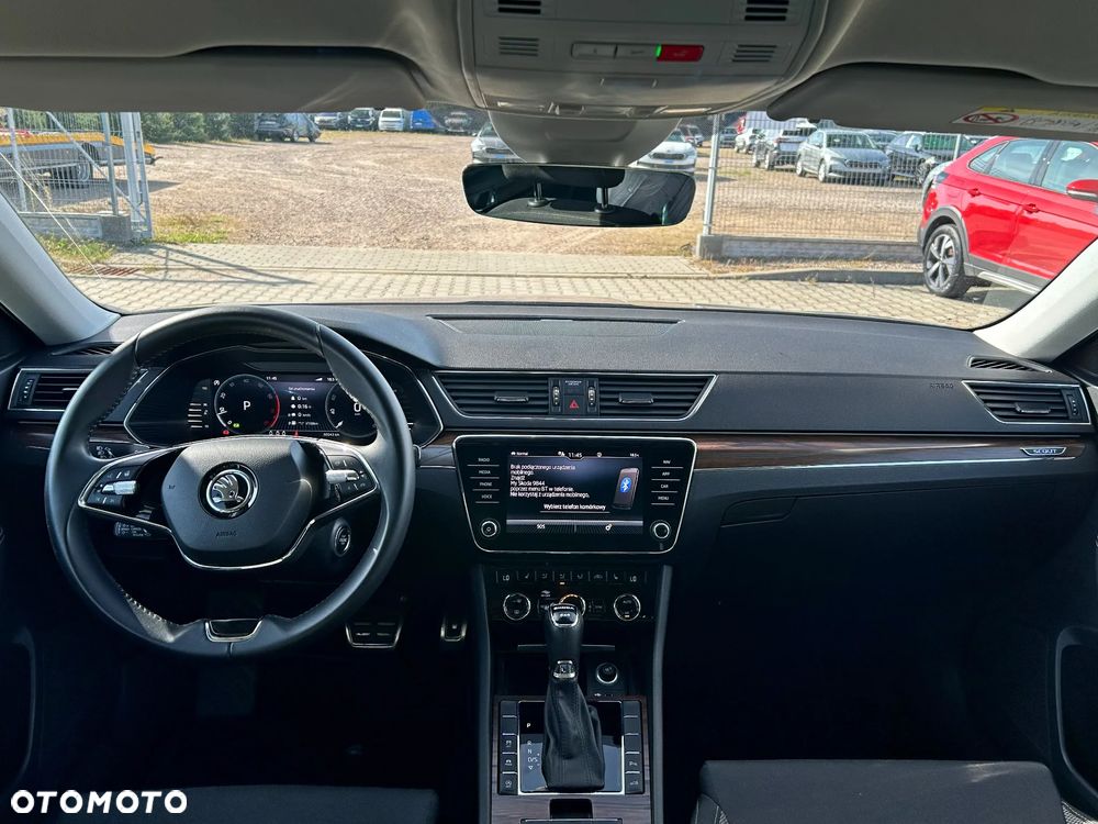 Skoda Superb 2.0 TSI 4x4 Scout DSG - 12