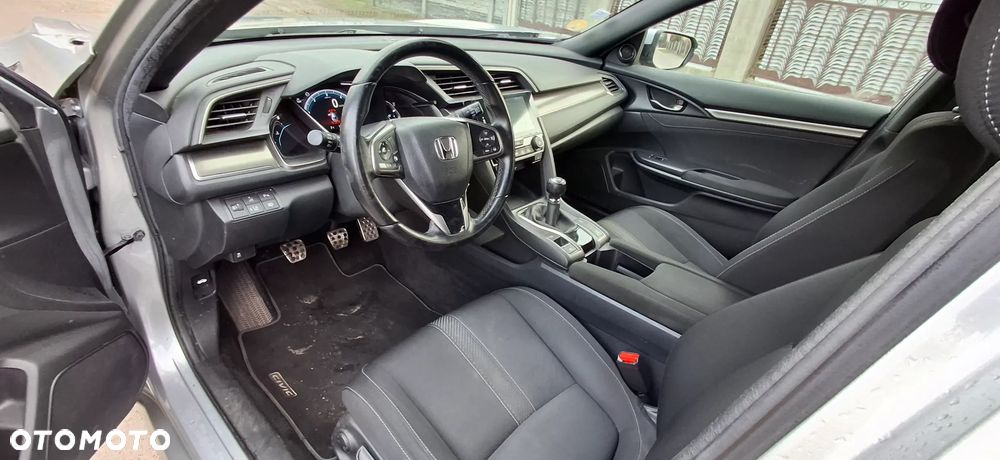 Honda Civic - 11