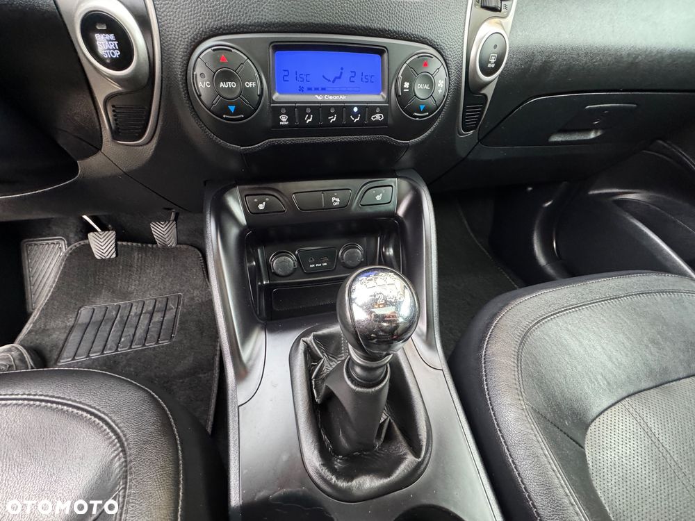 Hyundai ix35 1.7 CRDi 2WD blue Finale - 19