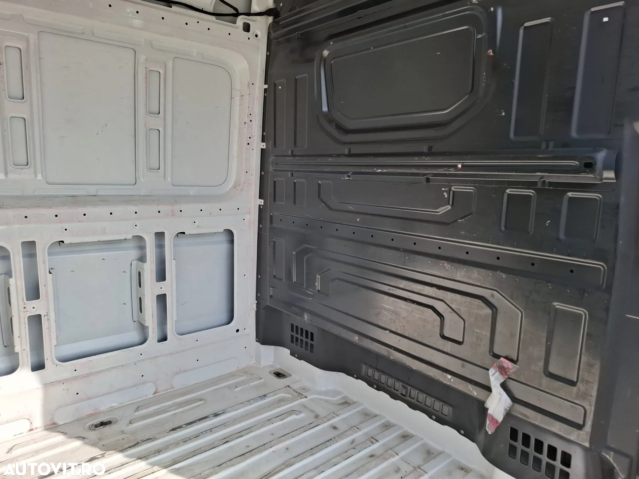 Volkswagen Crafter - 4