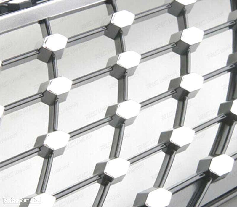 GRELHA FRONTAL MERCEDES CLA C117 16-19 LOOK GT DIAMANTE PRETO - 4