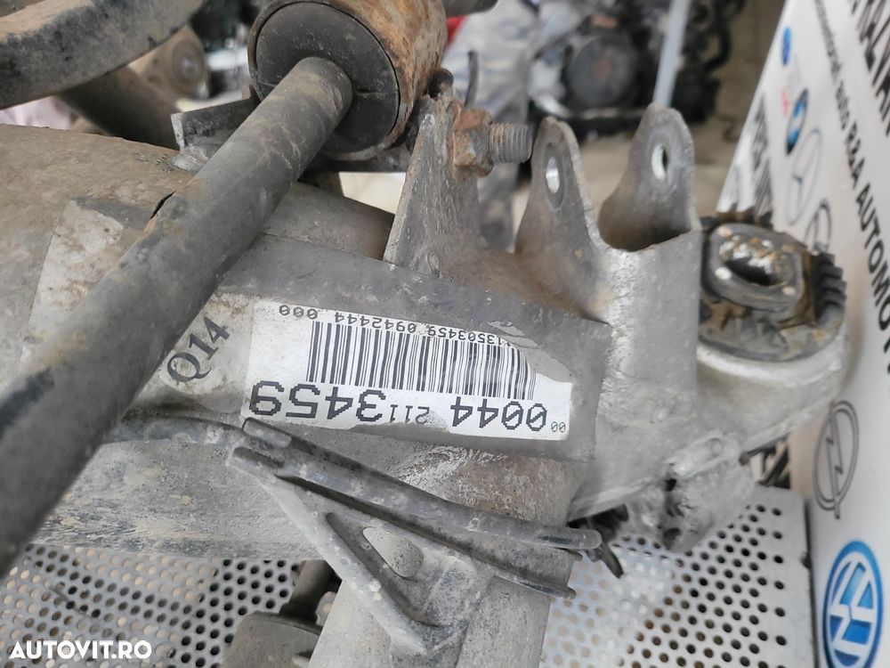 Punte Spate Mercedes E Class W211 Berlina Limuzina Dezmembrez Mercedes E Class W211 2.7 Cdi Automat - 5