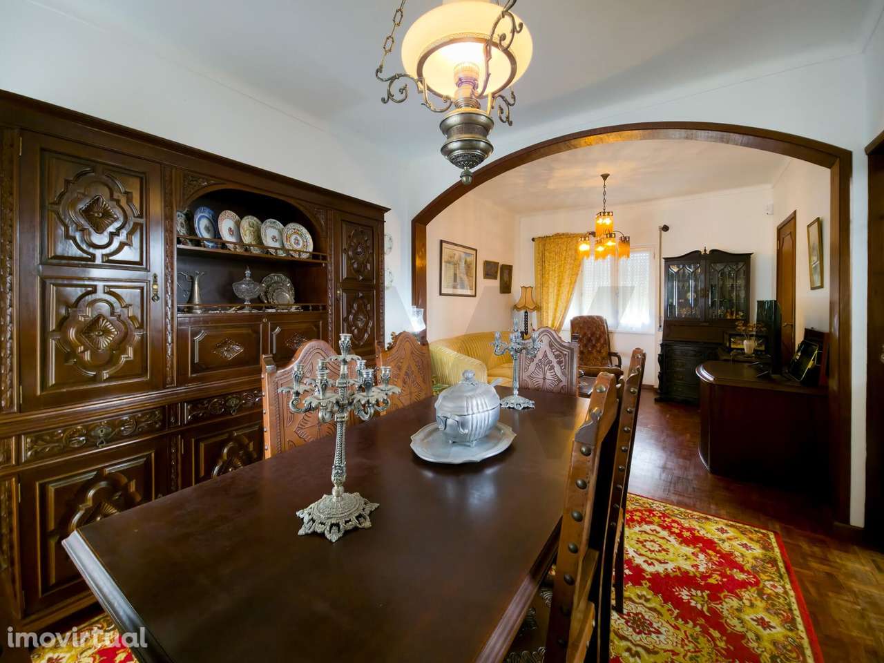 Moradia T5, localizada numa das zona nobres de S.Pedro. concelho de Po - Grande imagem: 4/27