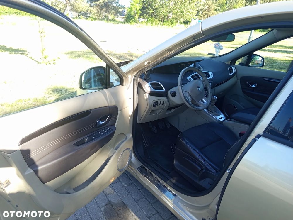 Renault Scenic 1.9 dCi Bose Edition - 28