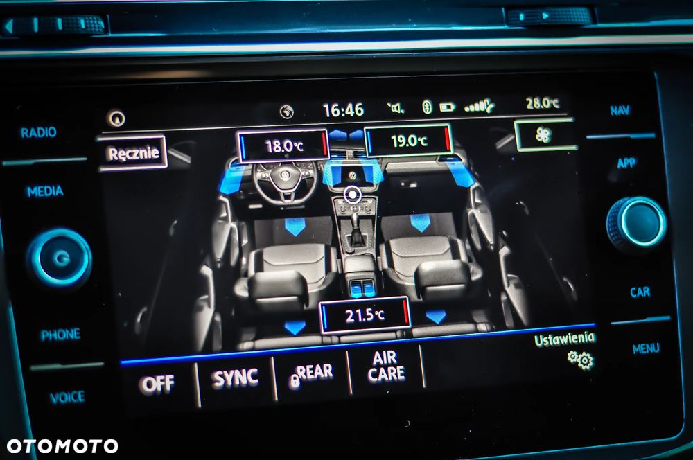 Volkswagen Tiguan - 18